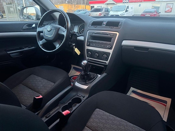 Skoda Octavia 18 of 24