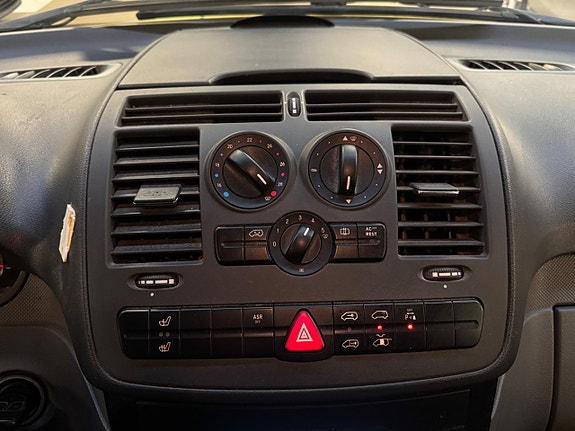 Mercedes-Benz Vito 115 19 of 23