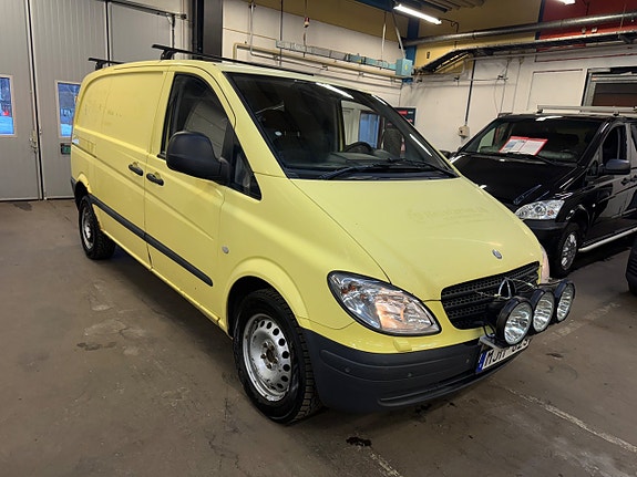 Mercedes-Benz Vito 115 2 of 5