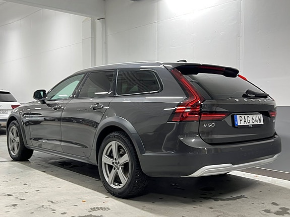 Volvo V90 Cross Country 5 of 5