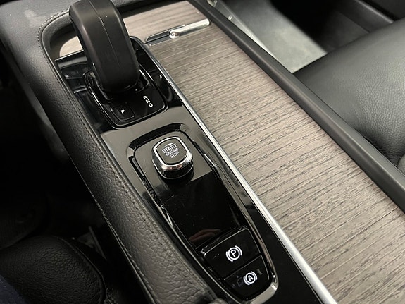 Volvo V90 Cross Country 11 of 19