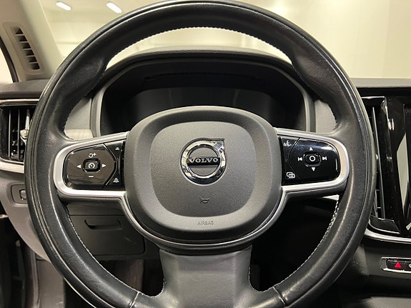Volvo V90 Cross Country 10 of 19