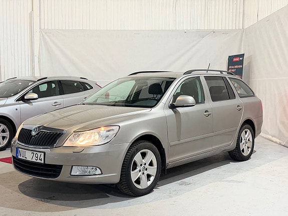 Skoda Octavia 3 of 5