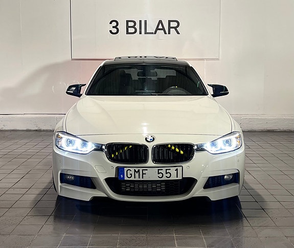 BMW 320d 3 of 18