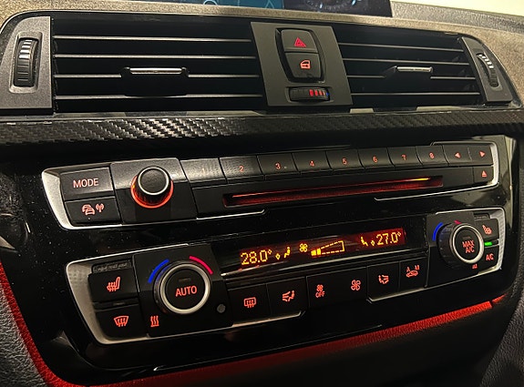 BMW 320d 12 of 18