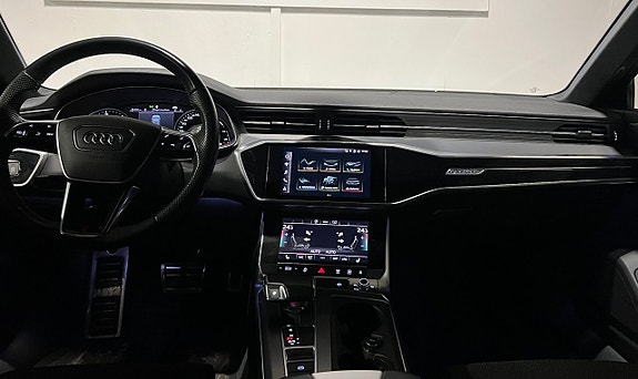 Audi A6 12 of 16