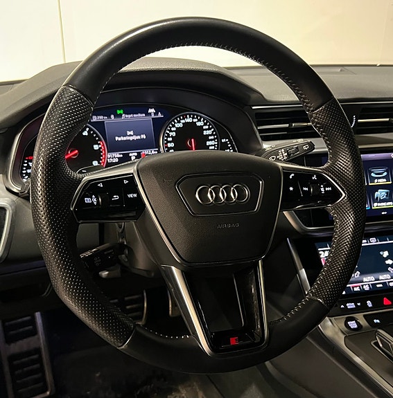 Audi A6 9 of 16