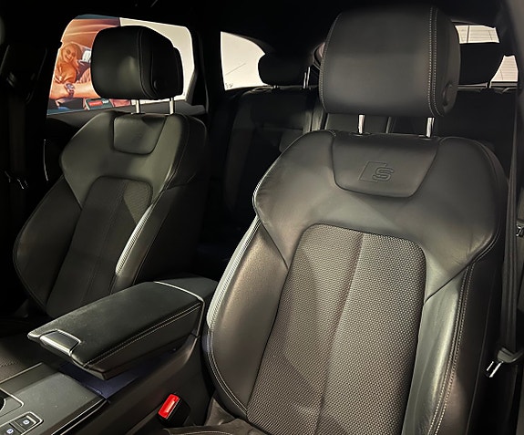 Audi A6 13 of 16
