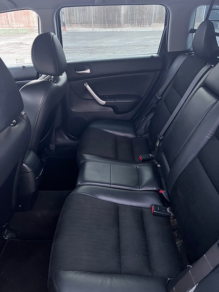 Honda Accord 4 of 15