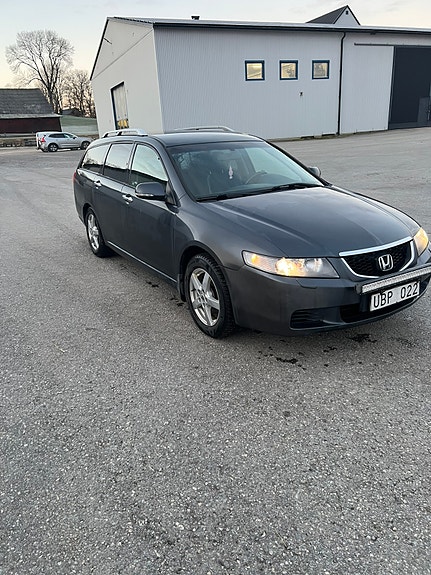 Honda Accord 15 of 15