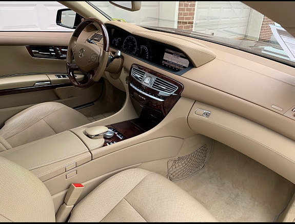Mercedes-Benz CL500 11 of 13