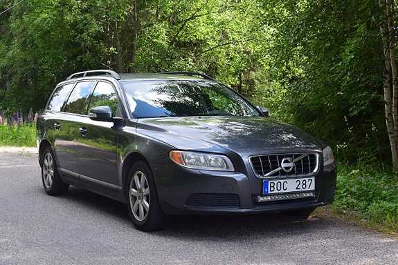 Volvo V70 5 of 5