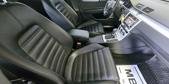 Volkswagen Passat Alltrack 17 of 26