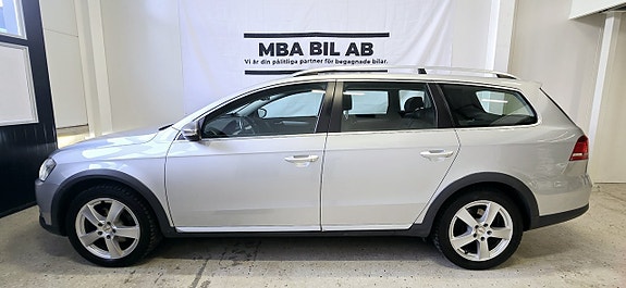 Volkswagen Passat Alltrack 12 of 26