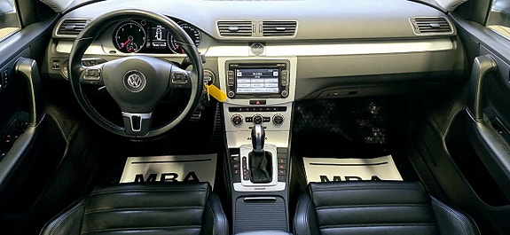 Volkswagen Passat Alltrack 14 of 26