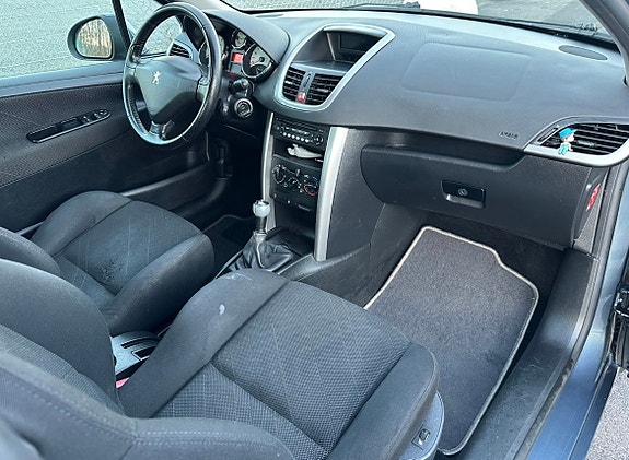 Peugeot 207 4 of 4