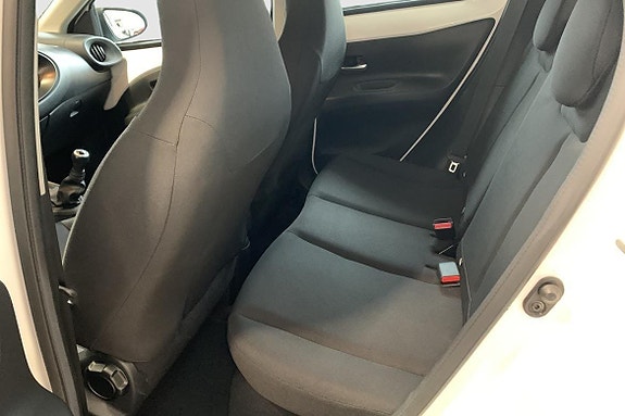 Toyota Aygo X 10 of 13