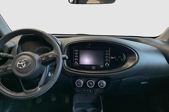 Toyota Aygo X 11 of 13