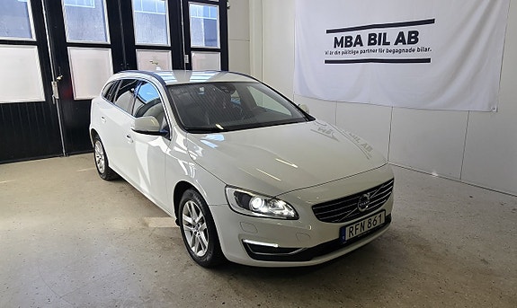 Volvo V60 4 of 5