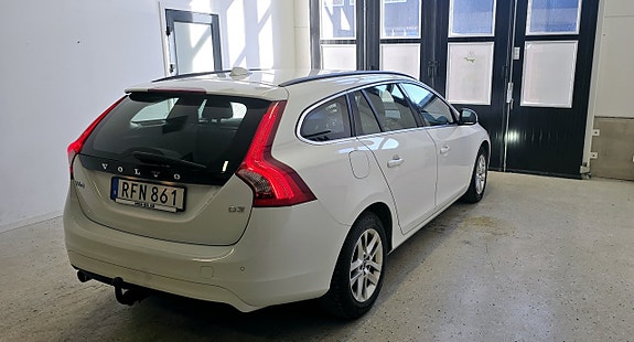 Volvo V60 6 of 24