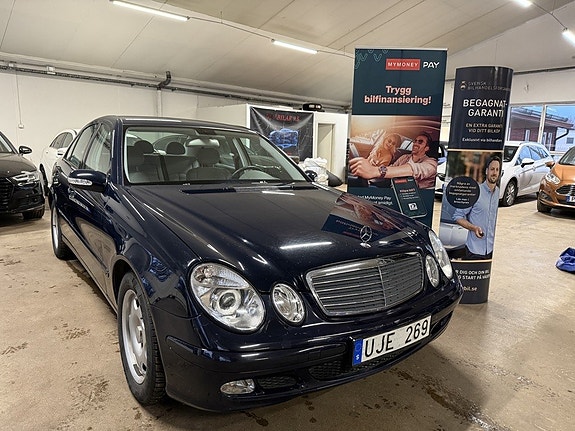 Mercedes-Benz E200