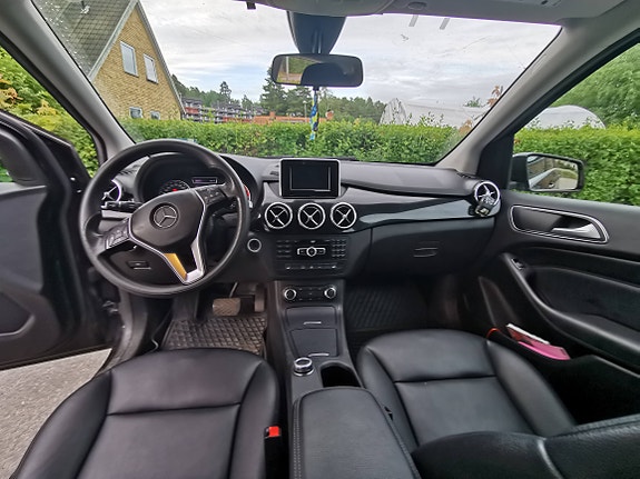Mercedes-Benz GLA220 11 of 11