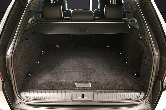Land Rover Range Rover Sport 16 of 17