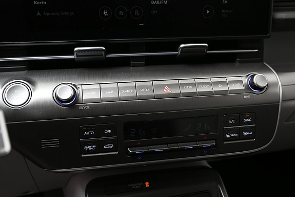 Hyundai Kona 23 of 28