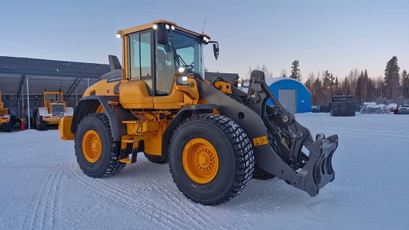 Volvo L70H 8000 timmar, Svensksåld, Nya vinterdäck