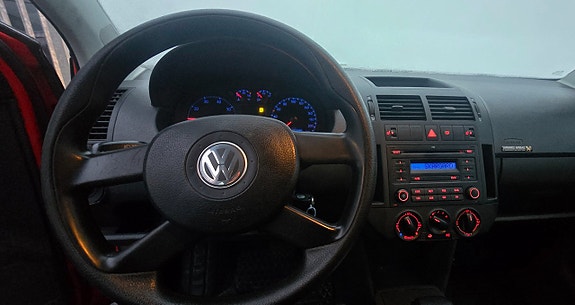 Volkswagen Polo 6 of 9