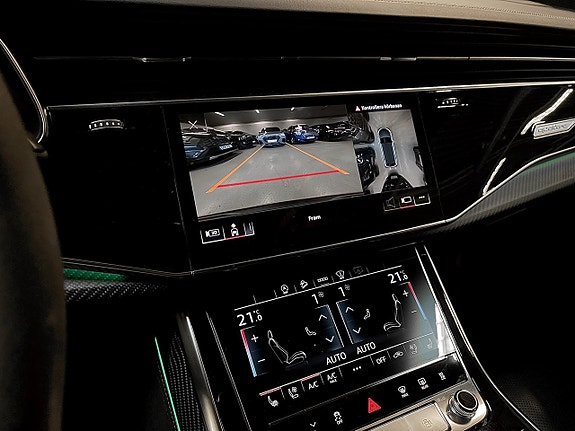 Audi RS Q8 24 of 27