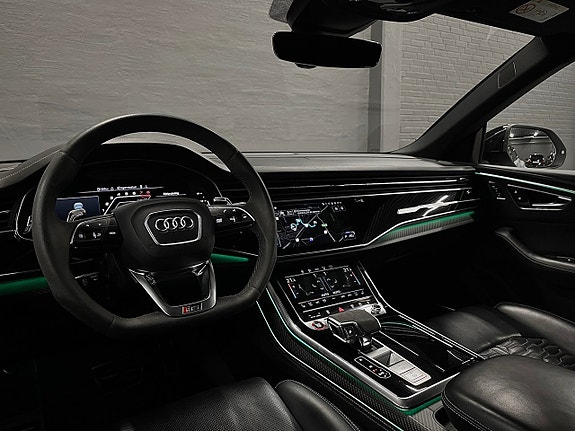 Audi RS Q8 4 of 5