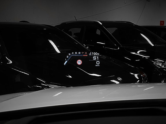 Audi RS Q8 19 of 27