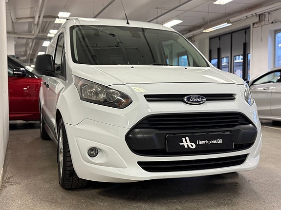 Ford Transit Connect 3 of 5