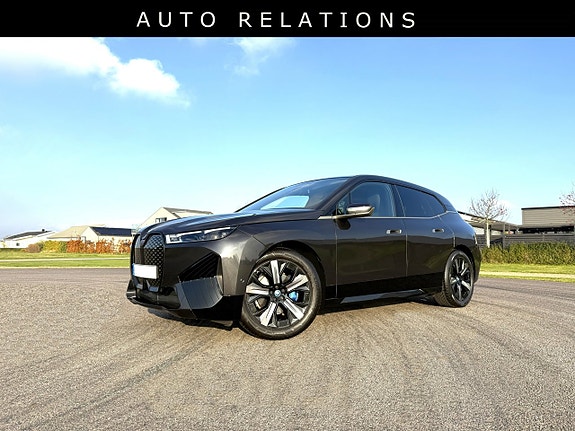 BMW iX xDrive 50