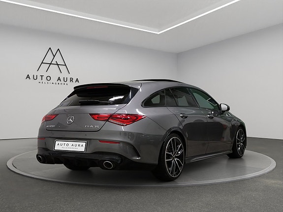 Mercedes-Benz CLA35 4 of 5