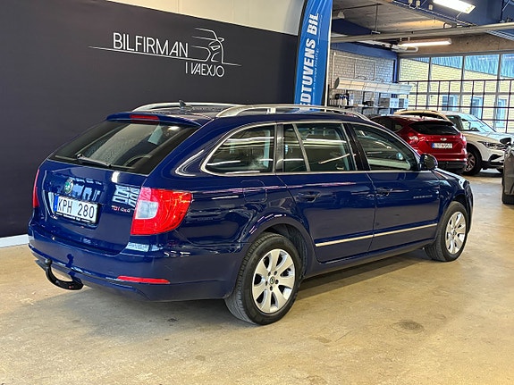 Skoda Superb 4 of 5