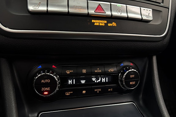 Mercedes-Benz CLA180 19 of 25