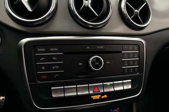 Mercedes-Benz CLA180 18 of 25