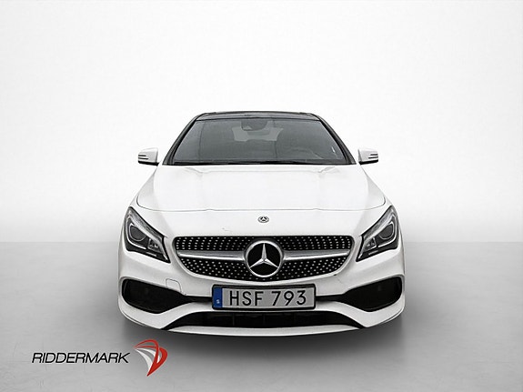 Mercedes-Benz CLA180 2 of 5