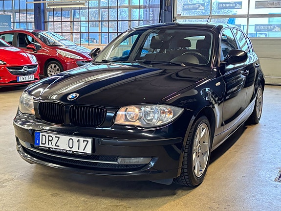 BMW 116i 4 of 5