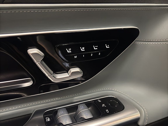 Mercedes-Benz SL63 22 of 24