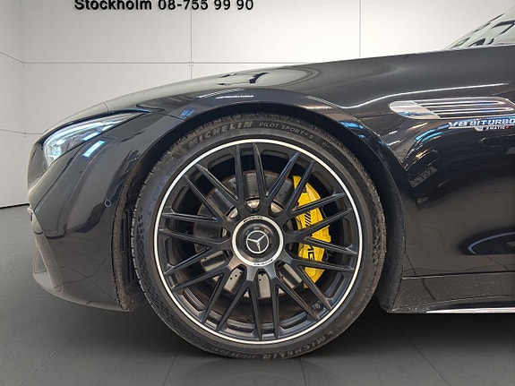 Mercedes-Benz SL63 8 of 24