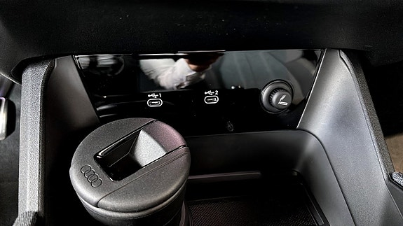 Audi Q6 e-tron 16 of 21