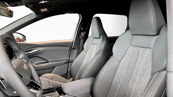 Audi Q6 e-tron 3 of 21