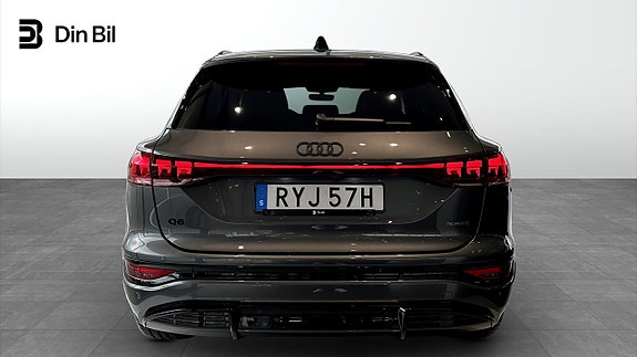 Audi Q6 e-tron 6 of 21