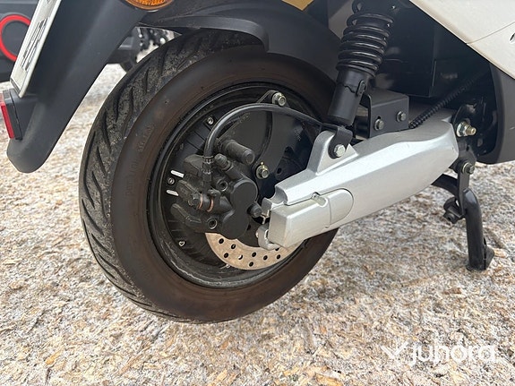 Moped - Lvneng, S3-W 11 of 16