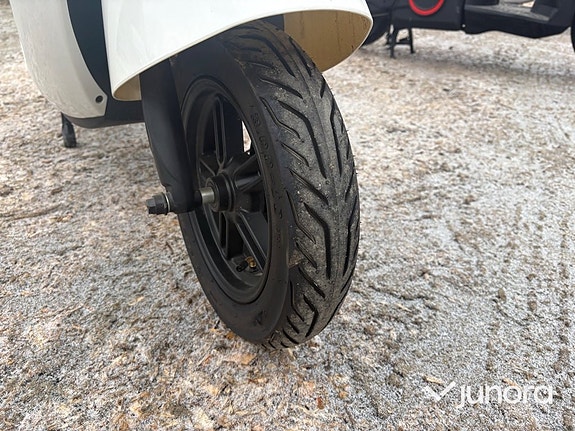 Moped - Lvneng, S3-W 10 of 16