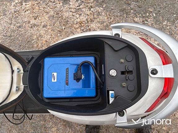 Moped - Lvneng, S3-W 14 of 16
