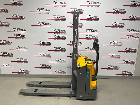 Jungheinrich Ledstaplare